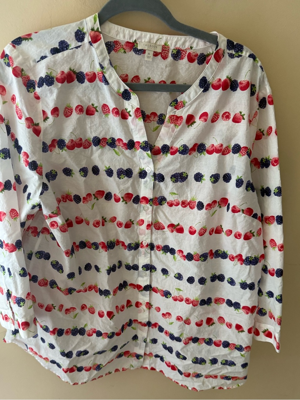 Talbots Berry Print novelty Blouse strawberry blackberry size XL